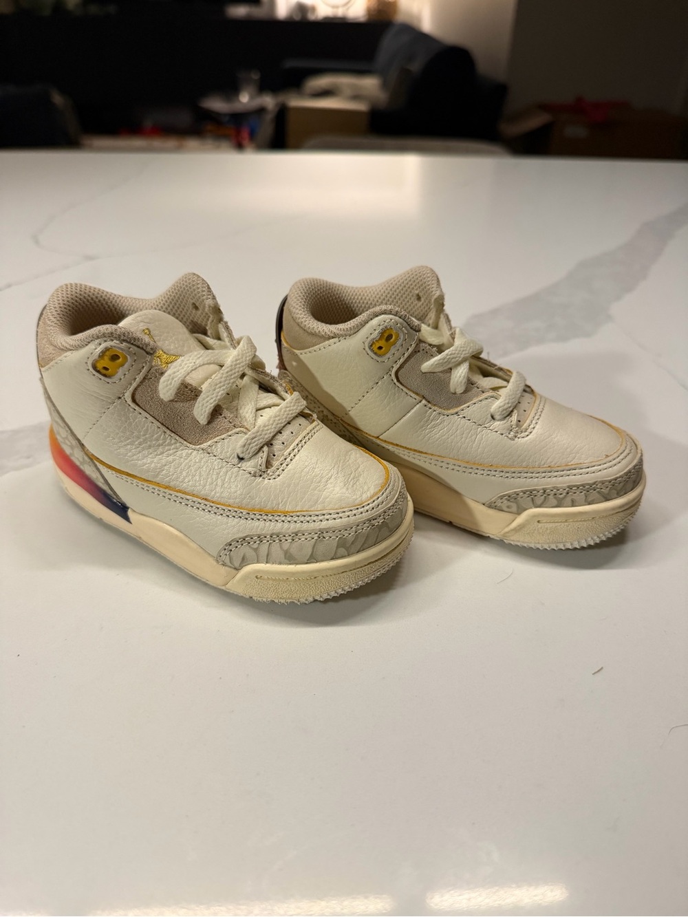 J. Balvin x Air Jordan 3 Retro “Medellín Sunset” — Toddler Size 7C